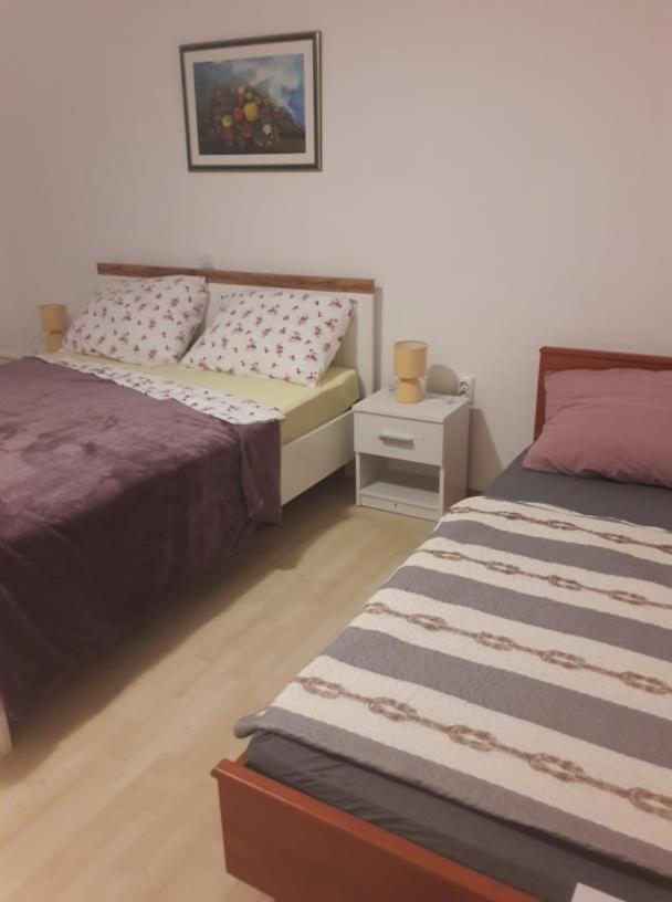 Apartment Dorothy Kaštela Eksteriør billede